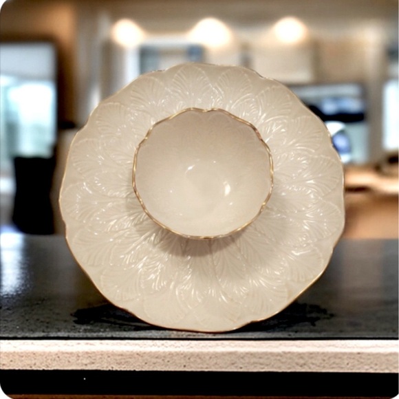 Lenox Chip &  Dip Tray, Serving Dish, 24K, Fine China - Picture 3 of 8